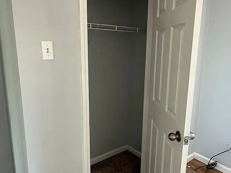 1261 Lakeview Rd — Photo 34
