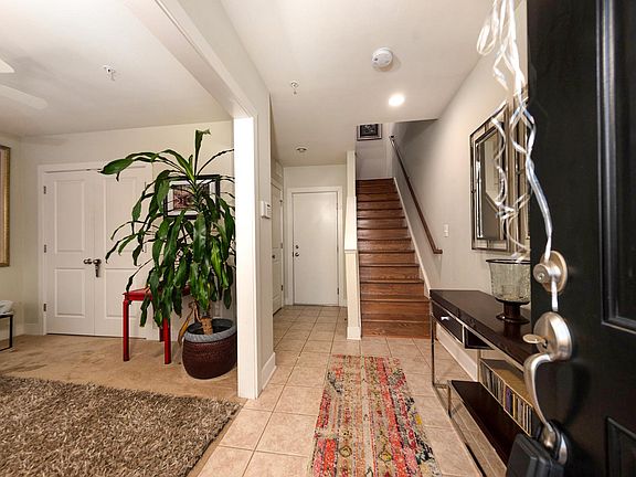 2nd image of 643 Regent Pl NE