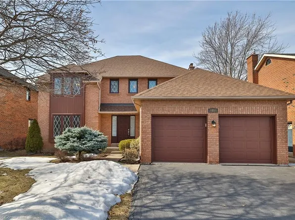 1852 Pilgrims Way, Oakville, ON L6M 1X1