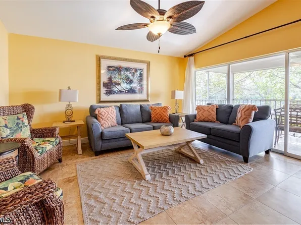 3705 Fieldstone Blvd APT 404, Naples, FL 34109