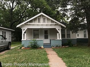 636 S High St, El Dorado, KS 67042
