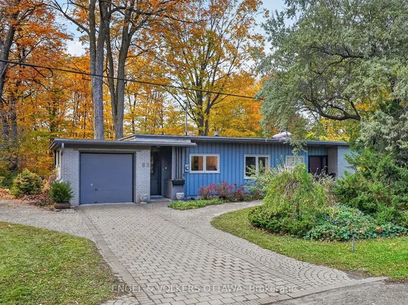 185 Lakeway Dr, Ottawa, ON K1L 5A9