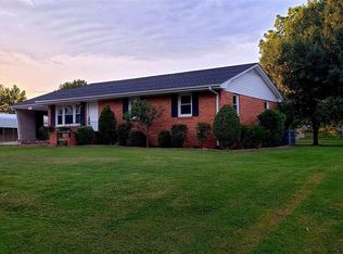 209 20th St, Benton, KY 42025