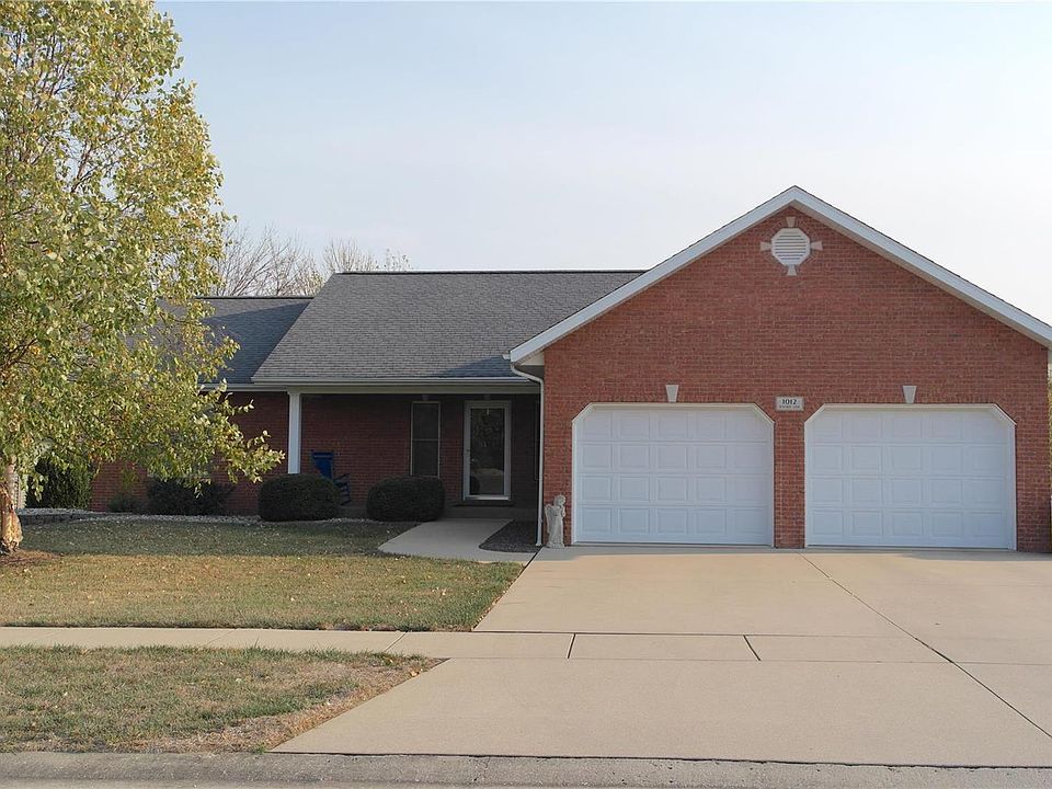 1st image of 1012 Heather Ln