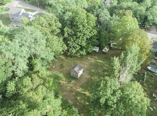 39 Locust St, Swansea, MA 02777