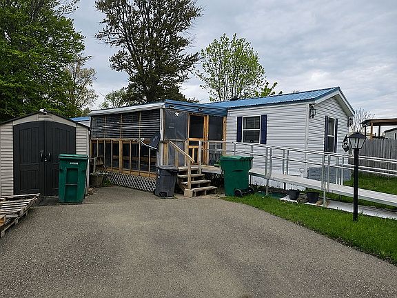 2nd image of 4065 W Ridge Rd Lot 46