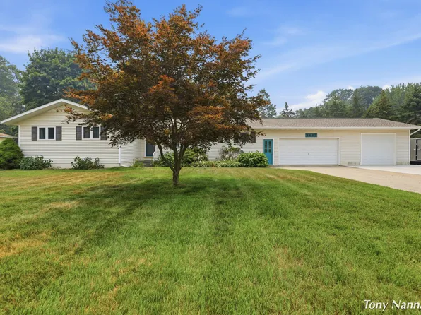 2467 Briar Ave, Muskegon, MI 49444
