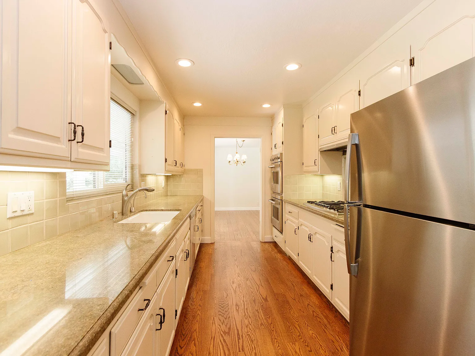 3 bed, 1919 sqft, $6,000 — Photo 3
