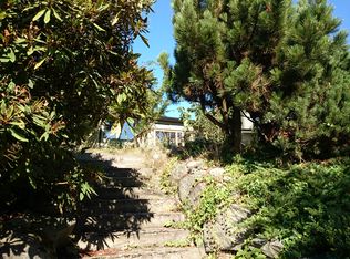 325 22nd Ave E, Seattle, WA 98112