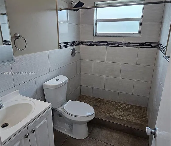 5030 SW 26th Ave #2 — Photo 9