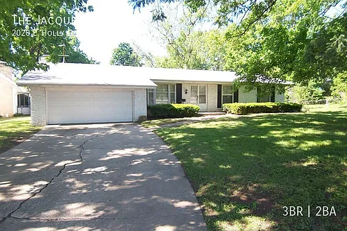 2020 E Holly Ct Photo 1