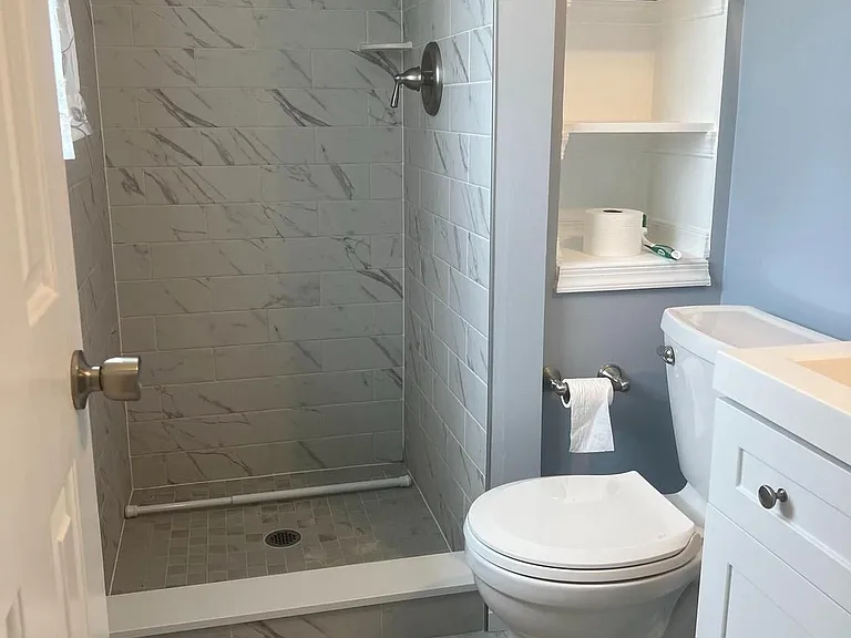 5551 Doubs Rd — Photo 13