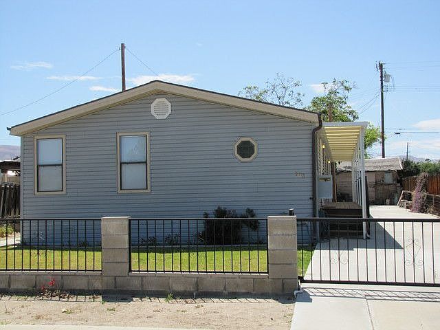 2nd image of 103 Van Buren St