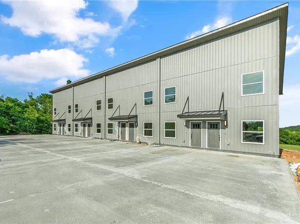 18398 71st Hwy, Pineville, MO 64856