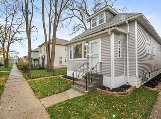 15926 Carse Ave, Harvey, IL 60426