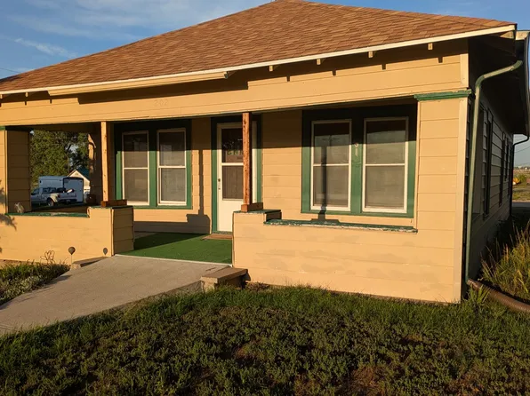 202 N Main St, Broadwater, NE 69125