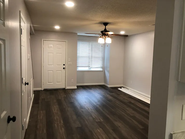 2000 Water Oak Dr #8B — Photo 9