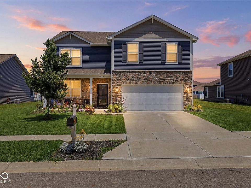 1st image of 1420 Honeysuckle Dr