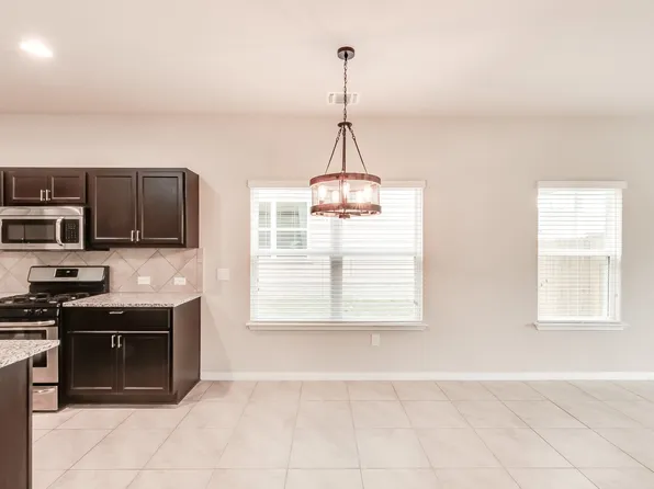 6605 Kauai Ln, Austin, TX 78744