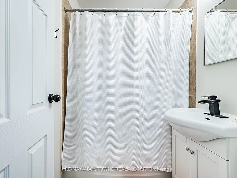 57 Mericourt Rd #203 — Photo 43