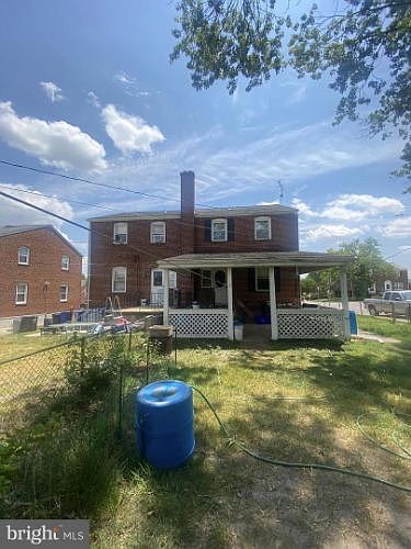 2nd image of 100 Sipple Ave