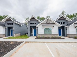 10317 Lake Rd #13B, Houston, TX 77070