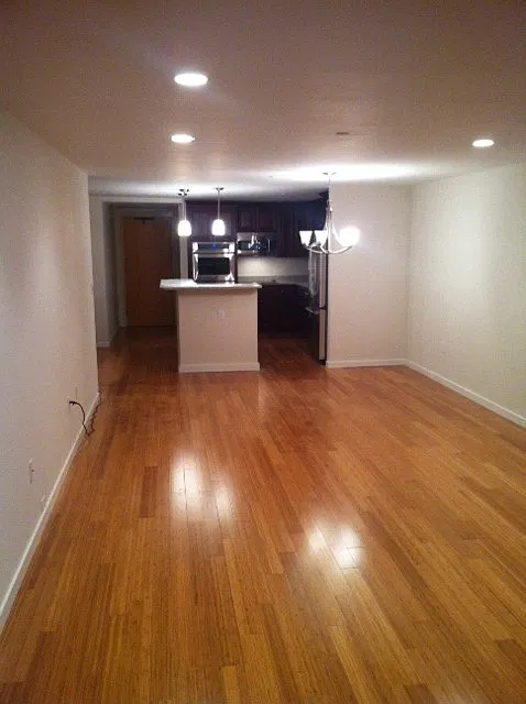 2 bed, 2.0 bath, 1452 sqft, $3,850 — Photo 4