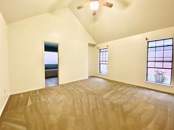 4th image of 1414 Anchor Dr