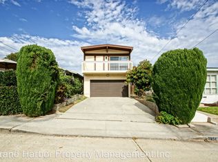 454 Hollowell Ave, Hermosa Beach, CA 90254