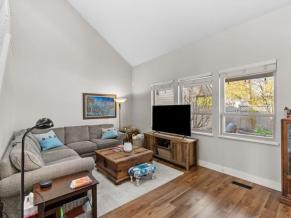 5th image of 11860 210th St #12