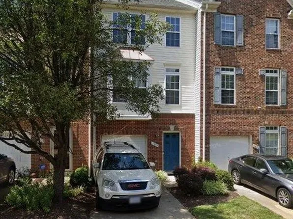 13002 Cordelia Ct, Woodbridge, VA 22192