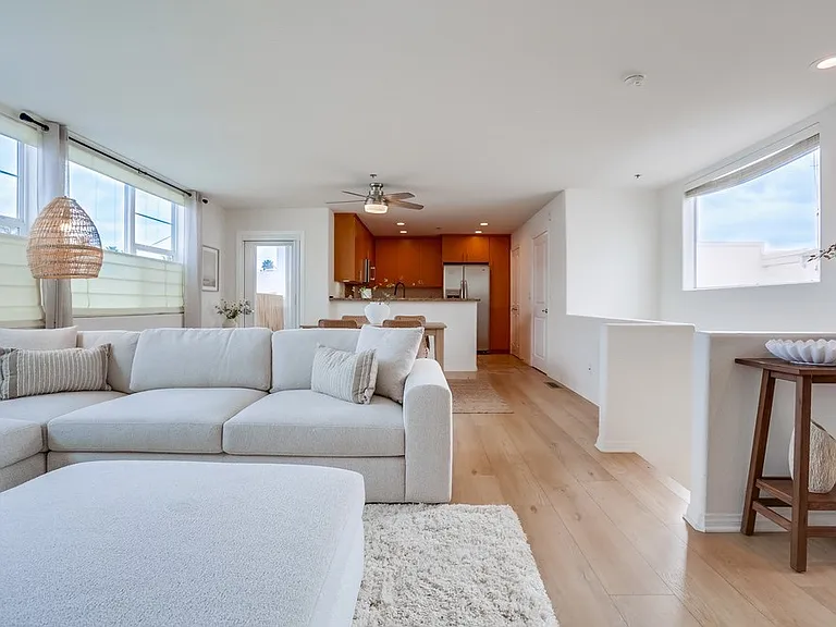 924 Hornblend St #311 — Photo 18