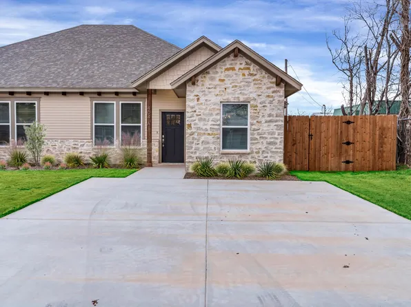 404 Lakeview St #A, Glen Rose, TX 76043
