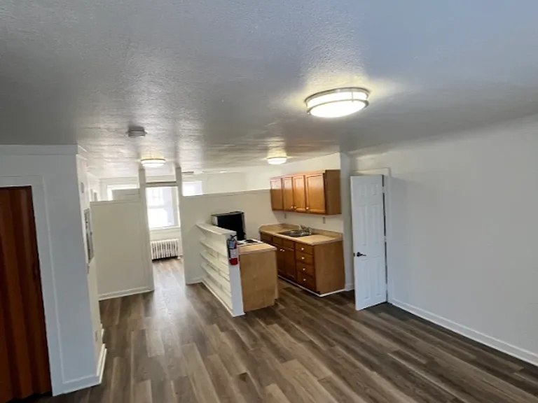 3309 University Ave — Photo 17