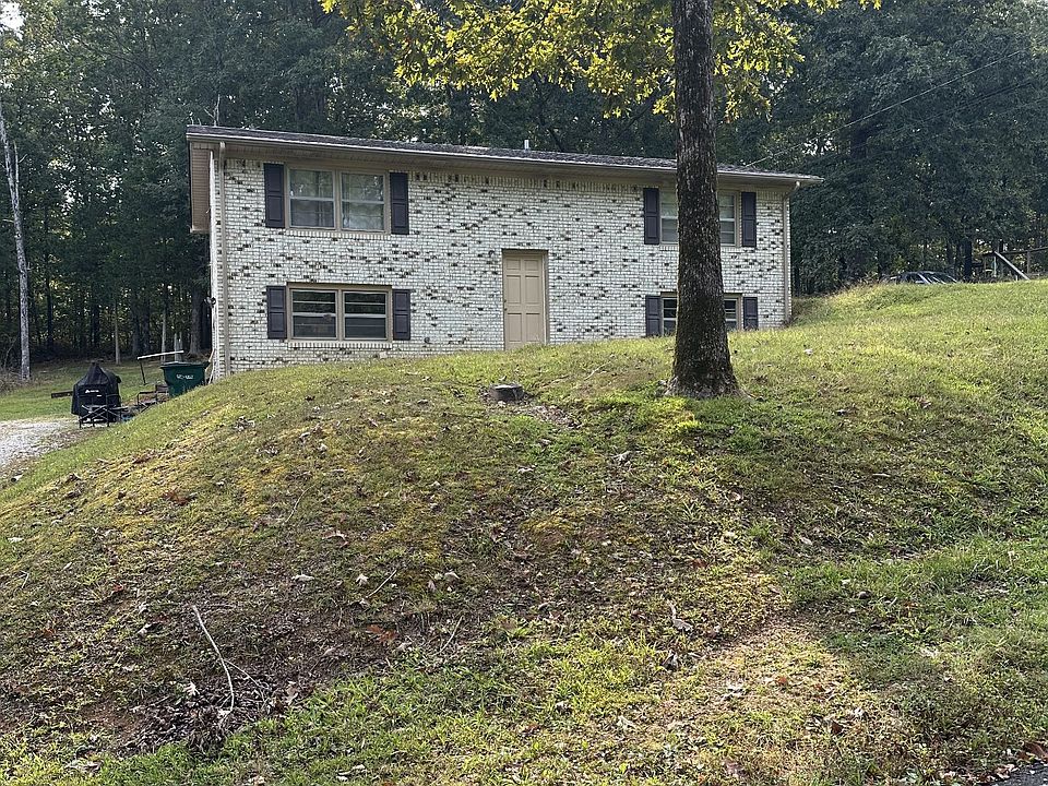 1st image of 115 Eze Ave