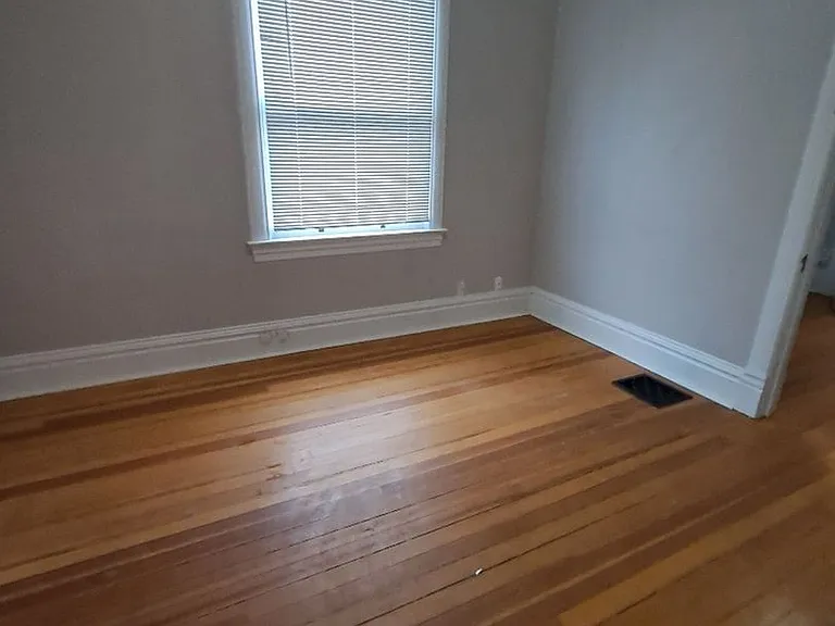 1011A N Corona St — Photo 23