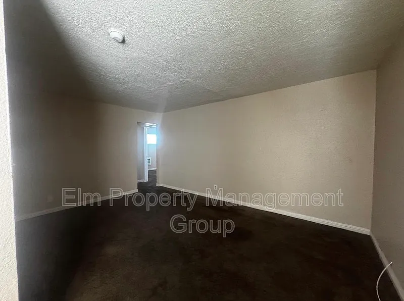 2 bed, 1.0 bath, 720 sqft, $975 — Photo 3