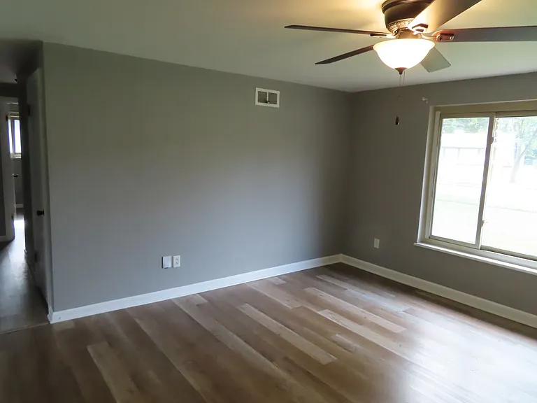 937 E Stroop Rd — Photo 17