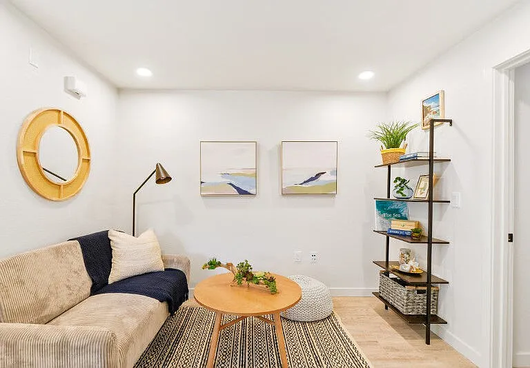 South Park Place — Photo 8