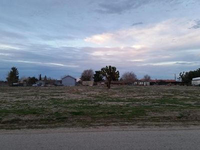 E Ave Q4 Drt Vic 95th, Palmdale, CA, 93543