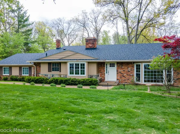 25461 Tweed Dr, Franklin, MI 48025
