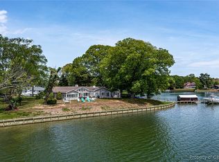322 Lucom Point Dr, Reedville, VA 22539