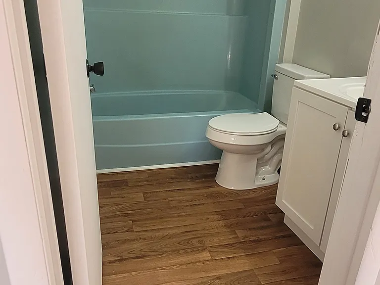 306 Larson Ct #7 — Photo 7
