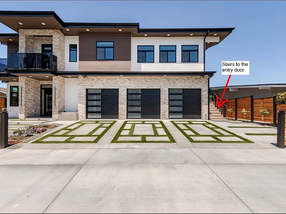 3273 Hedwig Rd
