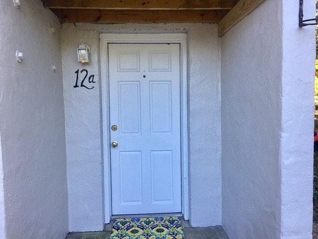 Lower Level Entry