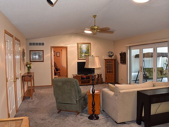 4th image of 2715 Eastwood Dr