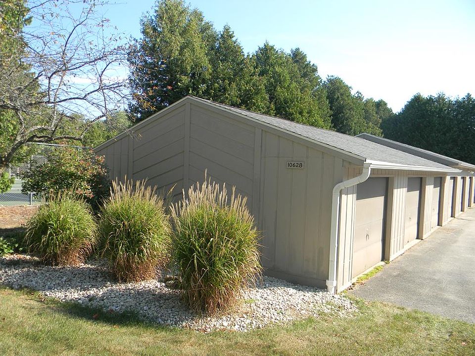 1st image of 10628 Sister Bluff Dr #1