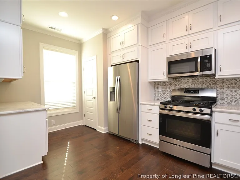 311 Old Grove Ln — Photo 12