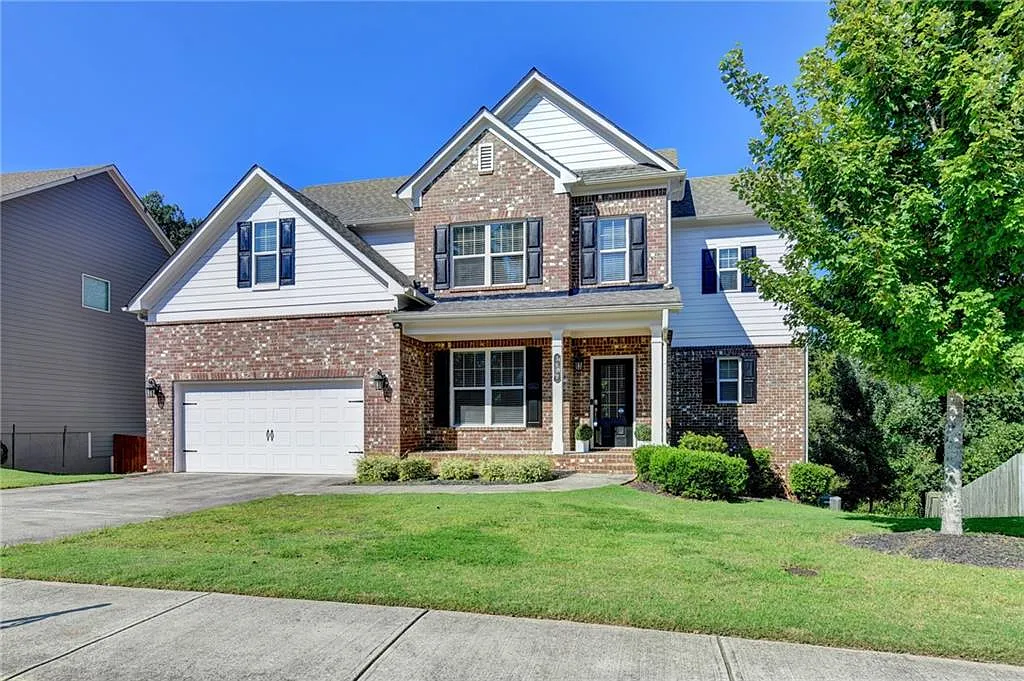 5 bed, 4.0 bath, 2840 sqft, $2,950 — Photo 1
