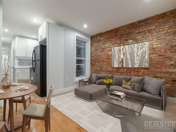 1362 Saint John's Place image 1 of 15